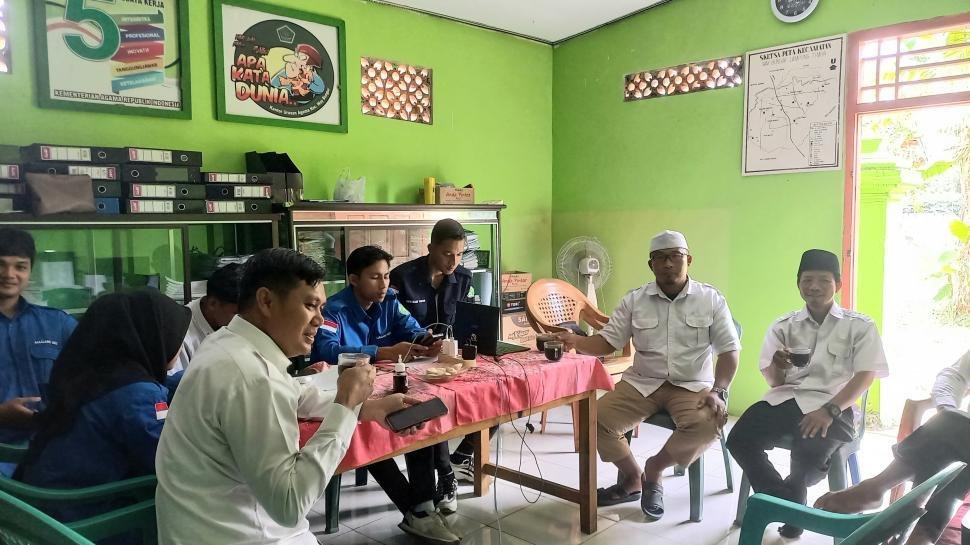 Perwakilan UNU Lampung Kunjungi KUA Way Bungur untuk Monitoring Mahasiswa Magang
