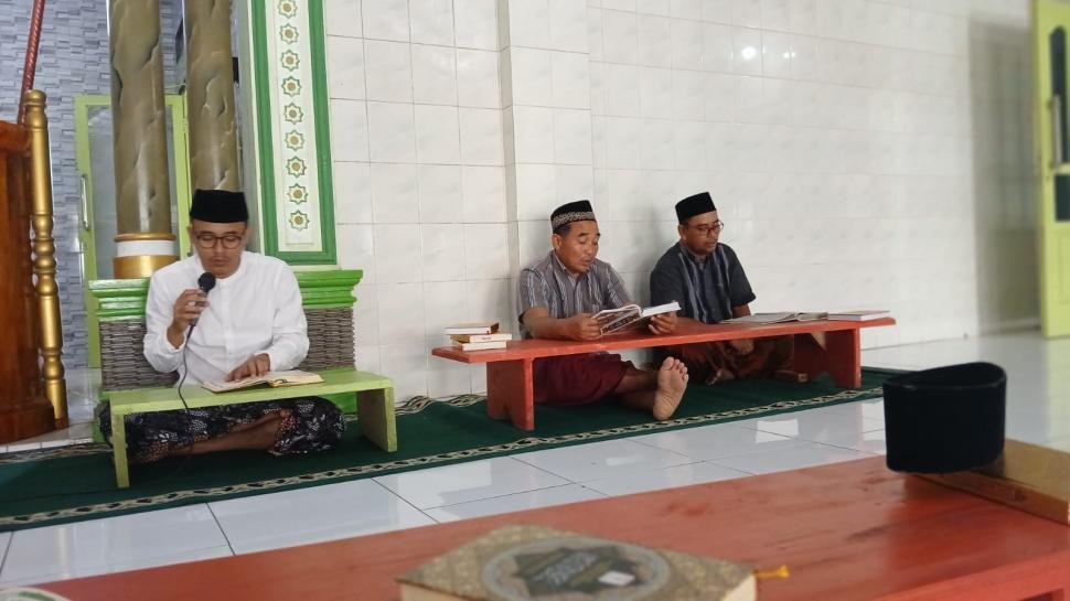Penyuluh Agama KUA Labuhan Maringgai Ajak Warga Raih Keutamaan Malam Nisfu Sya'ban 