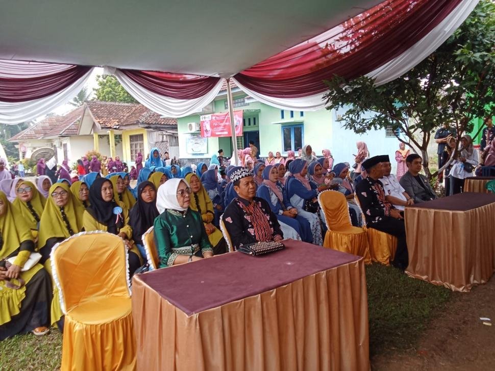 KUA Batanghari Nuban Padu Padankan Nasionalisme dan Religi di Panggung Lomba