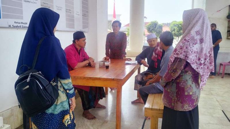 Kunjungan KUA Ratu Samban, Perkuat Pembinaan Keagamaan Pada Pengurus Masjid
