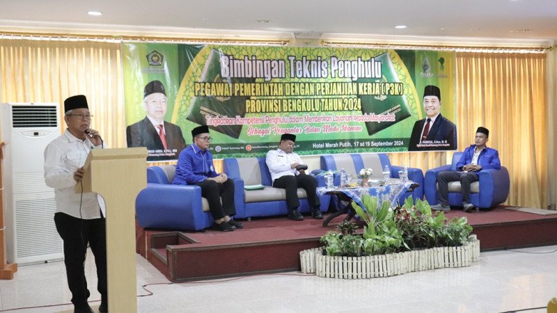 Kakanwil :  Jadilah Penghulu Pengantar Bulan Madu Idaman