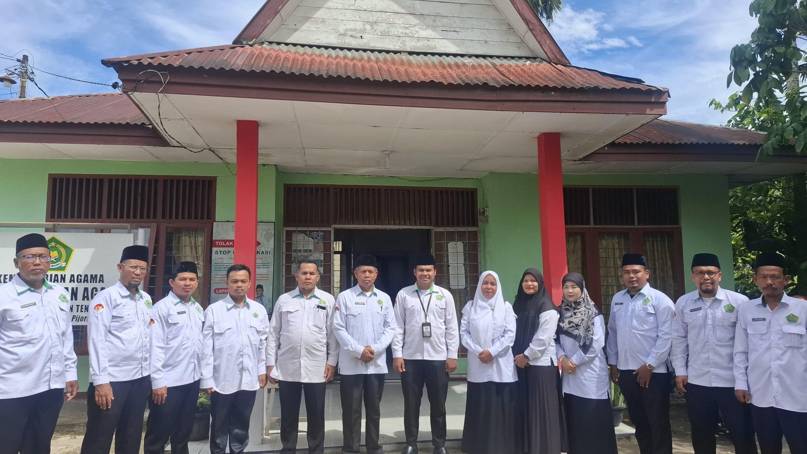 KUA Padangsidimpuan Tenggara Dikunjungi Bimas Islam Kota Padangsidimpuan Monitoring Bimwin