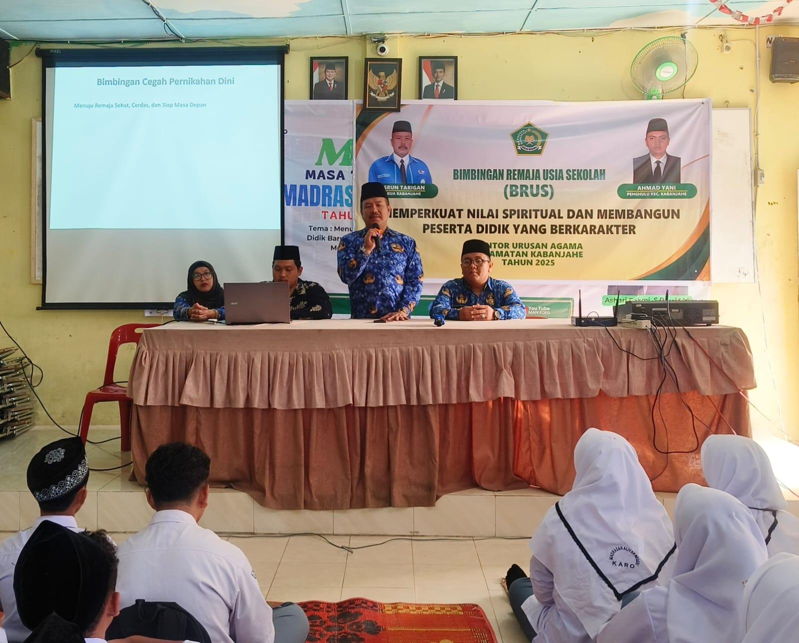 Laksanakan BRUS Bagi Siswa Madrasah, KUA Kabanjahe Sampaikan Perencanaan Pendidikan dan Masa Depan