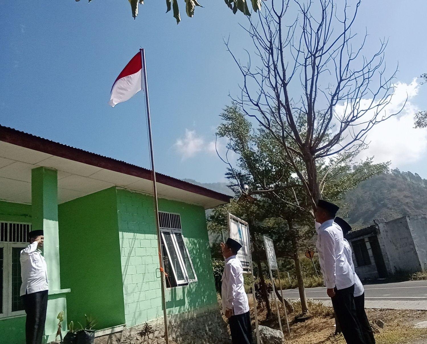 KUA Silahisabungan Gelar Apel pagi rutin, Tingkatkan Pelayanan Umat