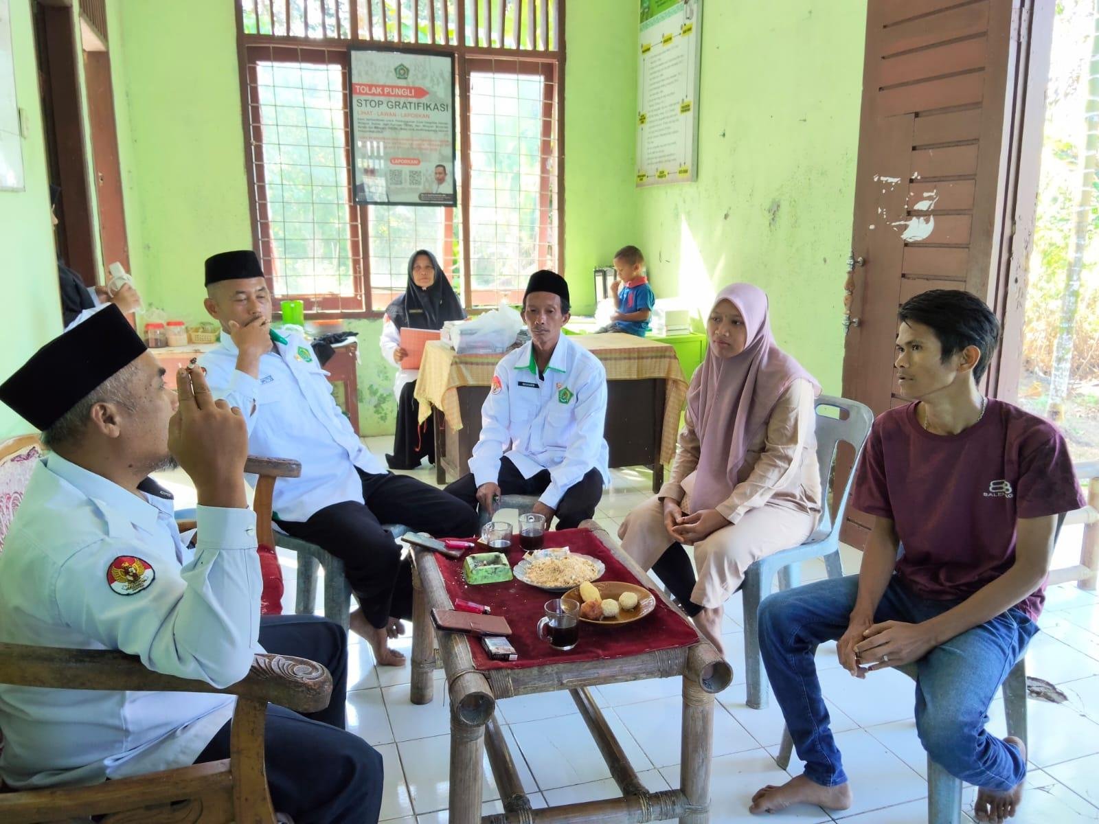 KUA STTU Jehe Terima Konsultasi Masyarakat Terkait Permohonan Isbat Nikah