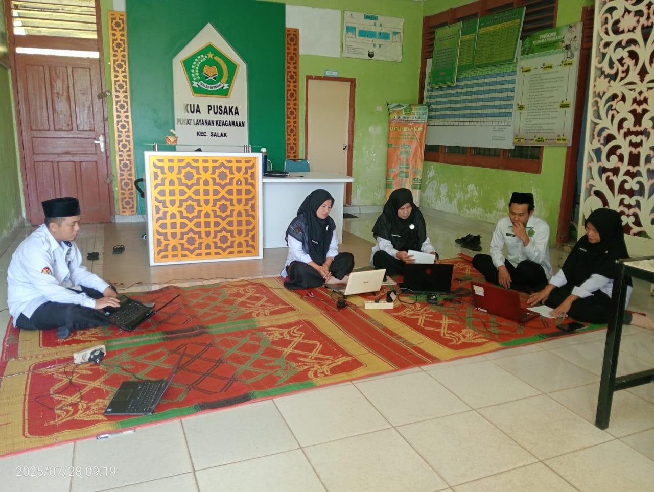 Sarasehan E-Kinerja KUA Salak : Solusi Cepat Hadapi Kendala Pengisian