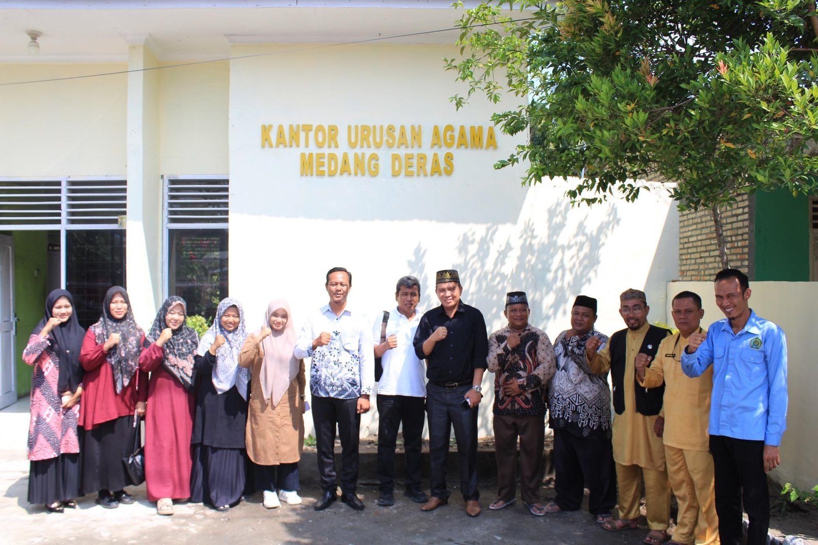 KUA Medang Deras Sambut Kedatangan Kakan Kemenag Tinjau Kesiapan Hari Kemerdekaan
