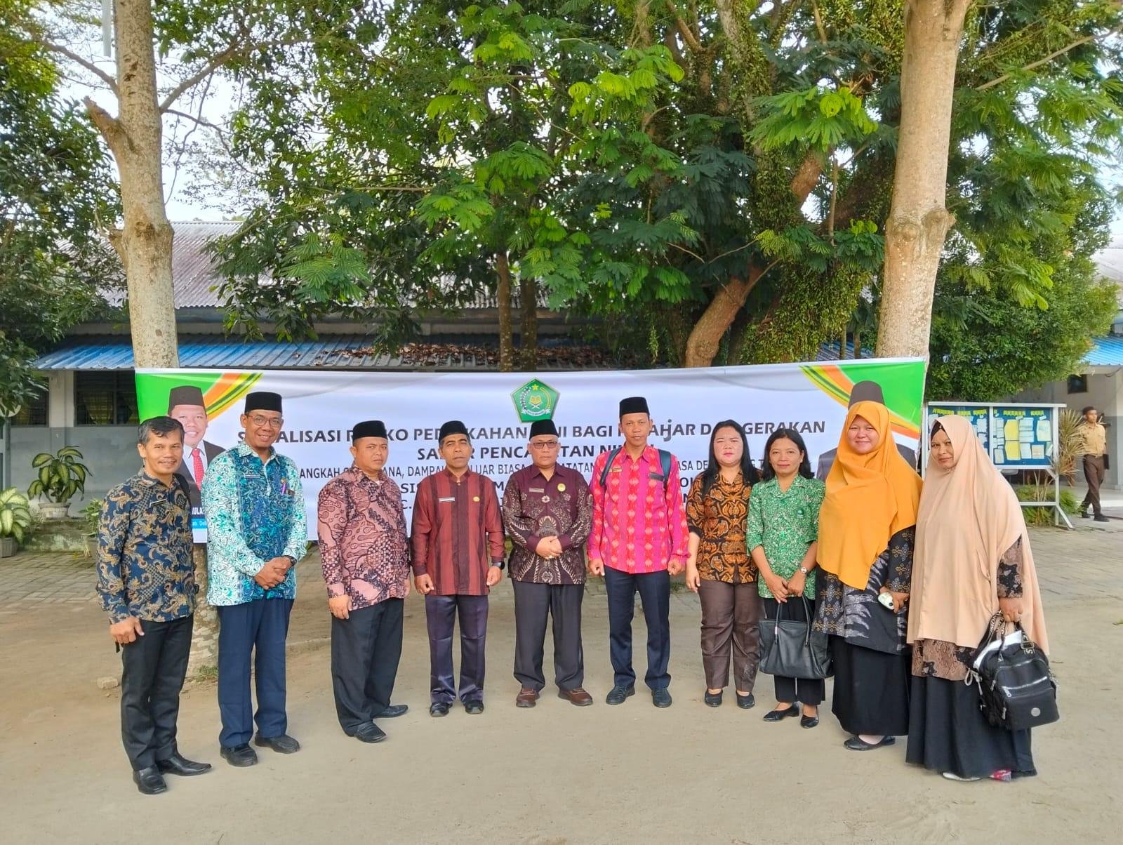 KUA Batang Kuis Akselerasi Pencegahan Pernikahan Dini di SMA Negeri 1 Batang Kuis
