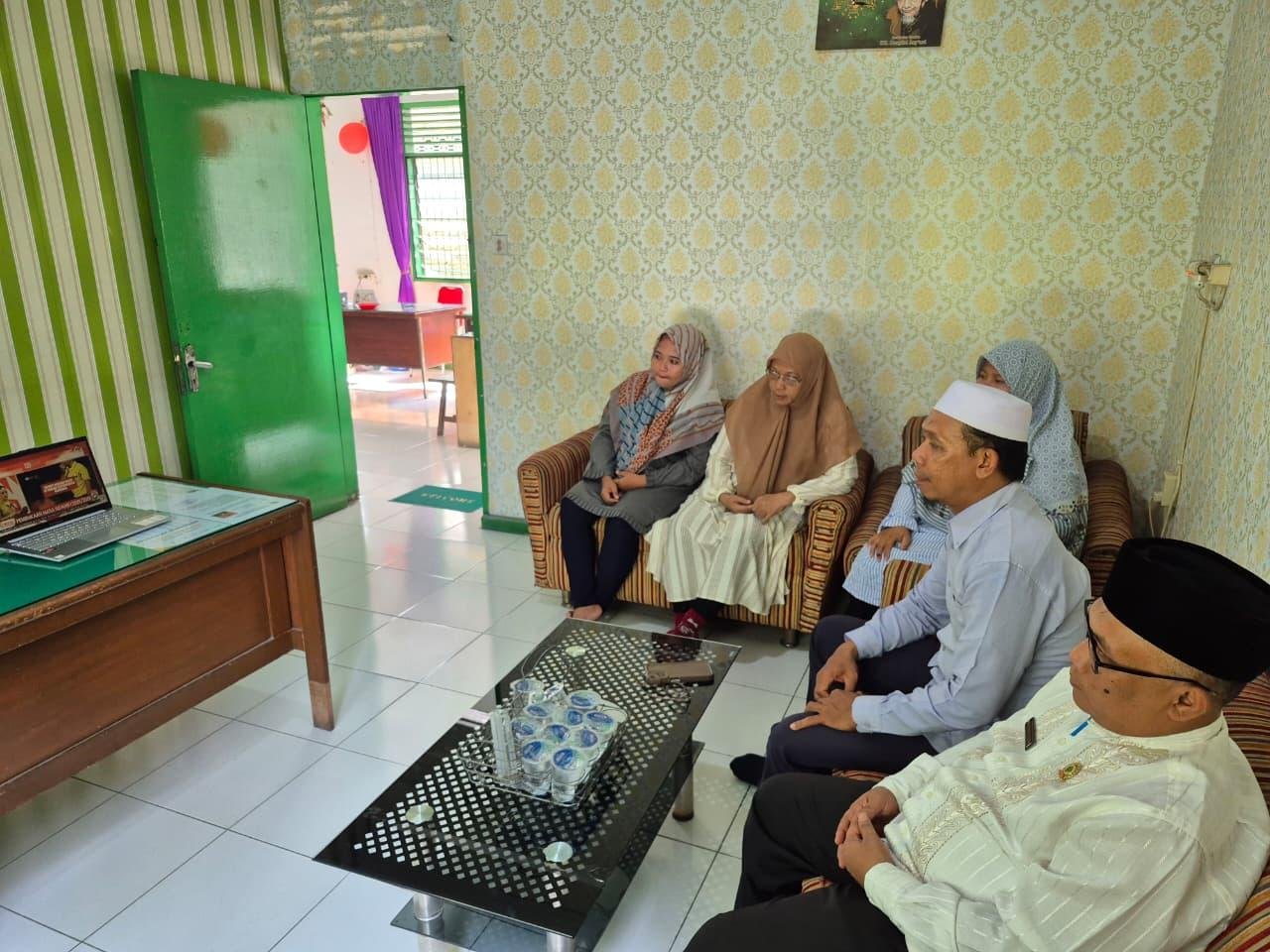 KUA Batang Kuis Ikuti Pidato Kenegaraan Presiden Prabowo Subianto pada Sidang Tahunan MPR 2025