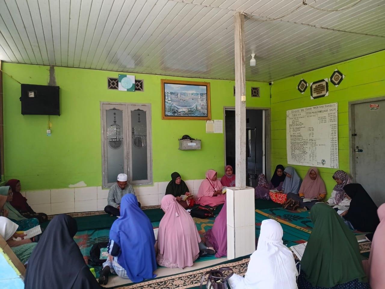 KUA Pahae Julu Melalui PAI Berikan Bimbingan dan Penyuluhan di MT Nurul Iman