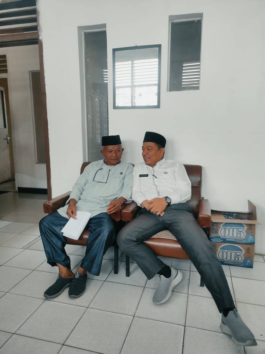 Ka. KUA Siantar Martoba Silahturahmi dengan Ketua MUI Kecamatan