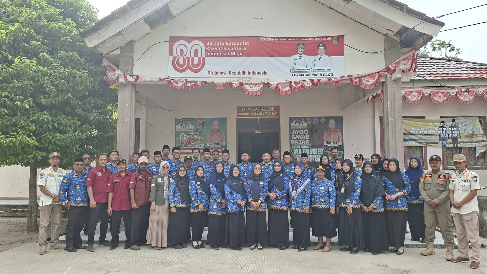 KUA Pasir Sakti Kokohkan Spirit Pengabdian ASN dalam Apel KORPRI