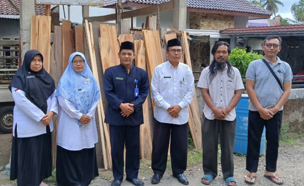 Gerakan Infak Berkah: KUA Rakit Galang Pemberdayaan Ekonomi Umat Menuju Keluarga Sakinah