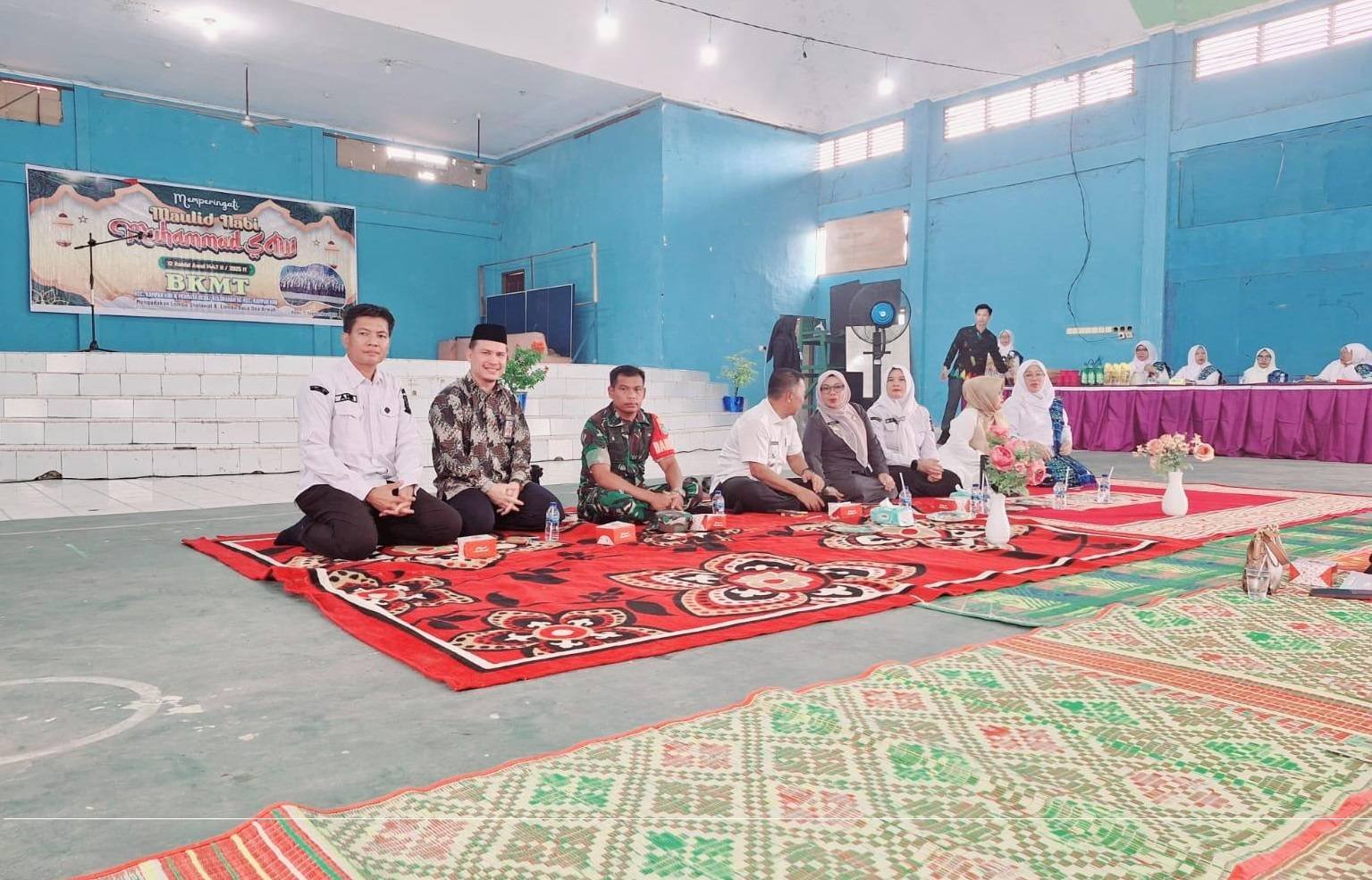 KUA Kampar Kiri Dukung Penuh Lomba Shalawat dan Doa Arwah BKMT dalam Peringatan Maulid Nabi