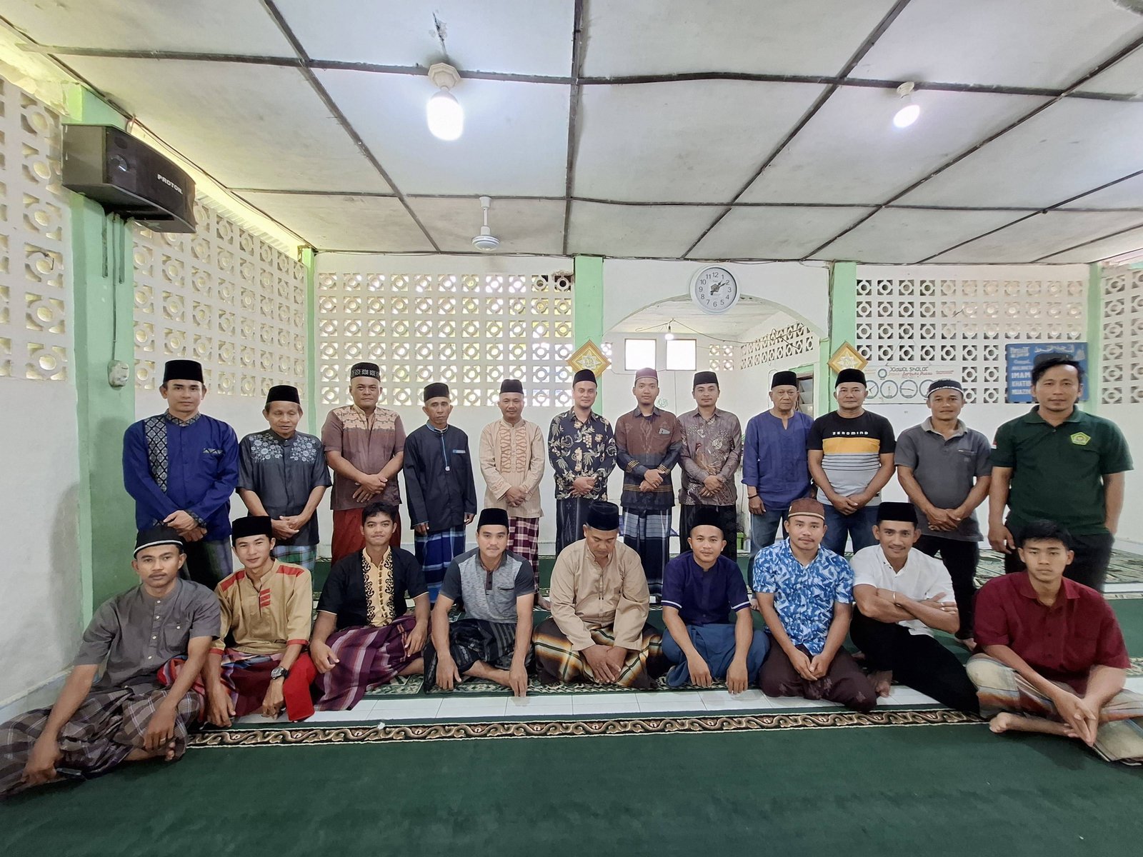 KUA Lahewa Timur Gelar Safari Jum’at di Desa Muzoi, Perkuat Pembinaan Umat