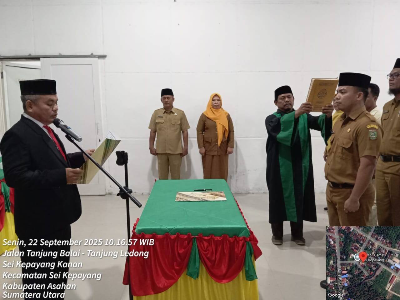Kepala KUA Sei Kepayang Bertindak Sebagai Rohaniawan dalam Pelantikan dan Pengambilan Sumpah Pejabat