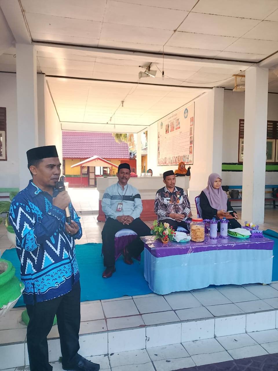 Kepala KUA Tilamuta Bersilaturahmi dengan SDN 1 Tilamuta, Perkuat Moderasi Beragama