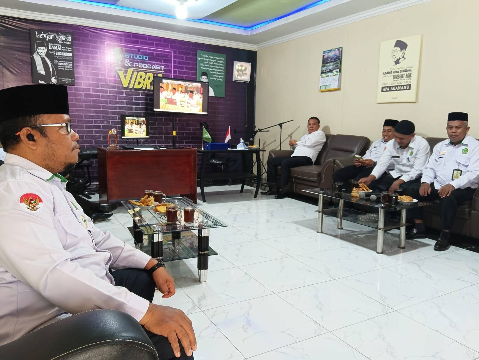 Wakili APRI Batu Bara, Penghulu KUA Lima Puluh Ikuti Zoom Rakor se-Jajaran Kanwil Kemenag Sumut