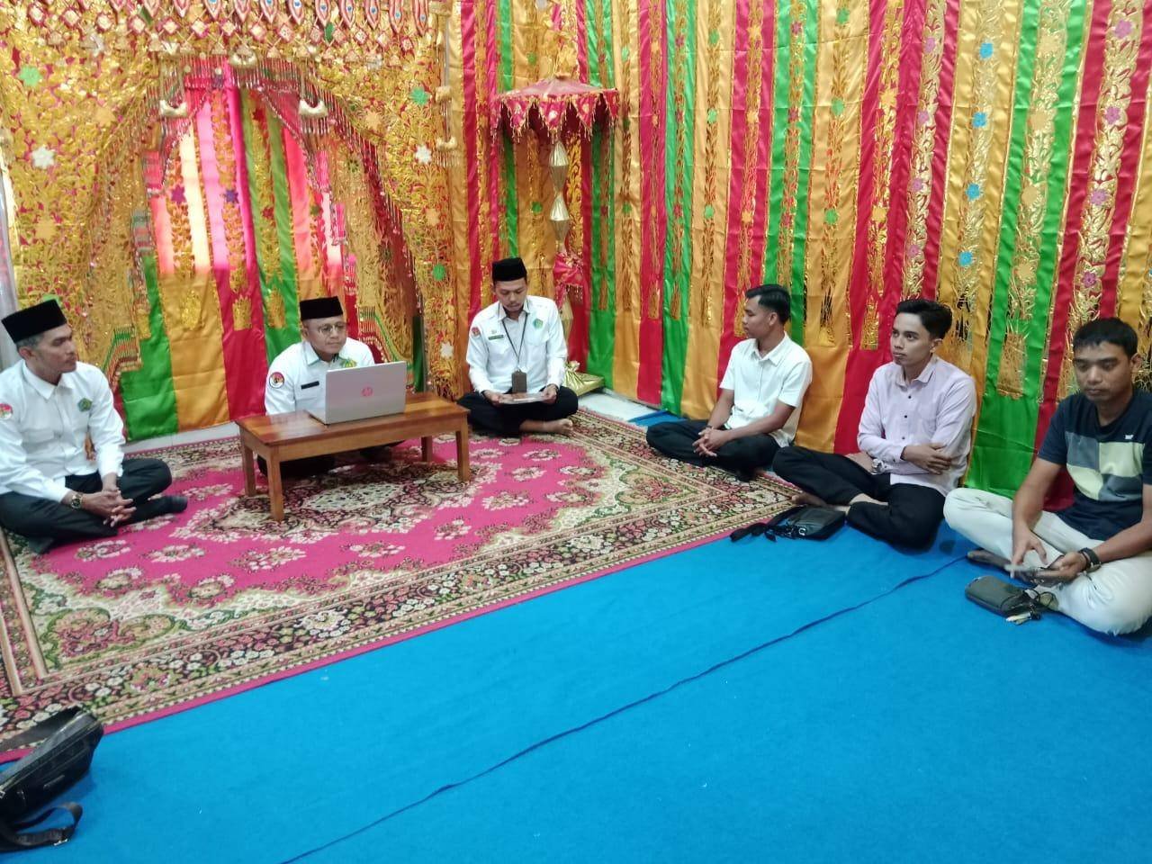 Kepala KUA Pangean Tekankan Pentingnya Kejujuran, Tanggung Jawab Dalam Rumah Tangga