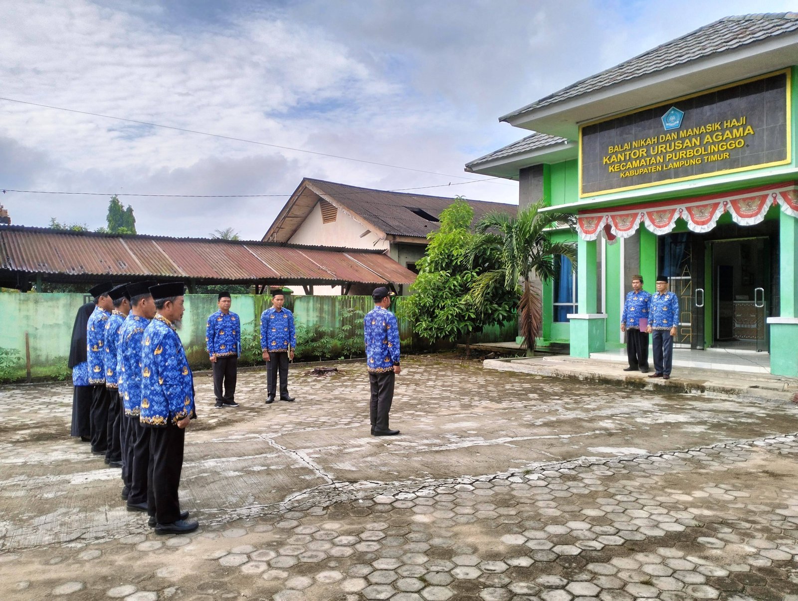 KUA Purbolinggo Laksanakan Upacara Peringatan Hari Kesaktian Pancasila