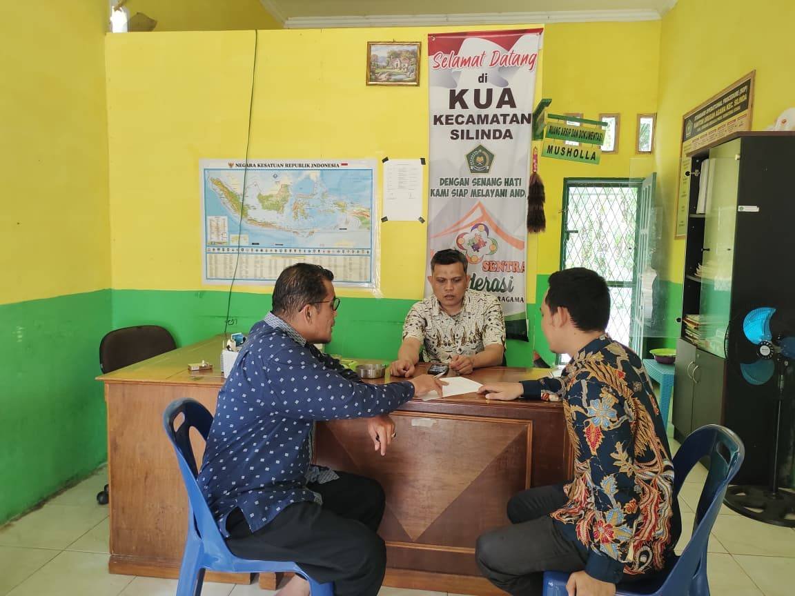 Ka. KUA Silinda dan Penghulu Diskusi Tentang Formulasi Optimalisasi Pelayanan Rumah Tangga Pasca Perkawinan  