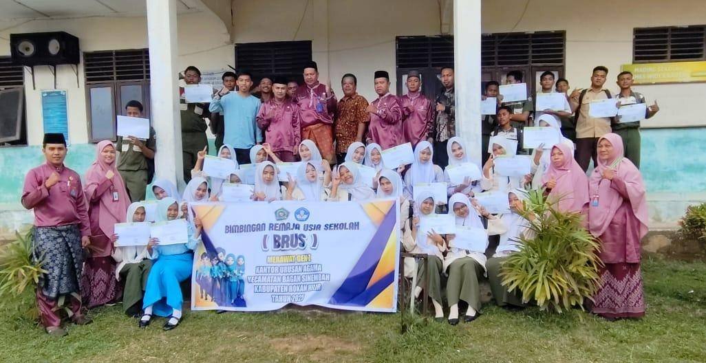KUA Bagan Sinembah Gelar BRUS di SMK Widya Karya Balai Jaya