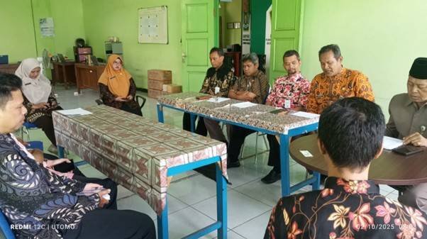 KUA Purwanegara Tekankan Disiplin ASN demi Pelayanan Publik yang Lebih Baik