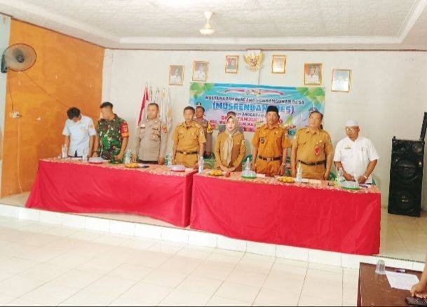 KUA Way Bungur Dorong Sinergi Program Keagamaan dalam Musrenbangdes Tanjung Tirto
