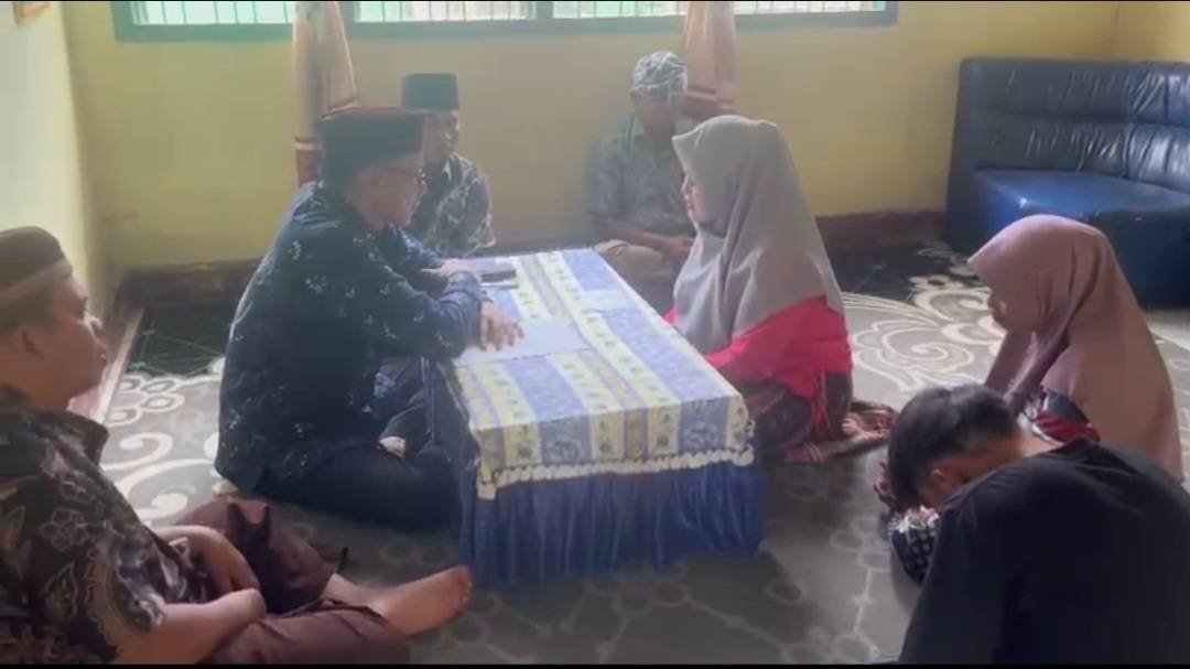 KUA Bandar Pasir Mandoge Memandu Pelaksanaan Ikrar Syahadat 