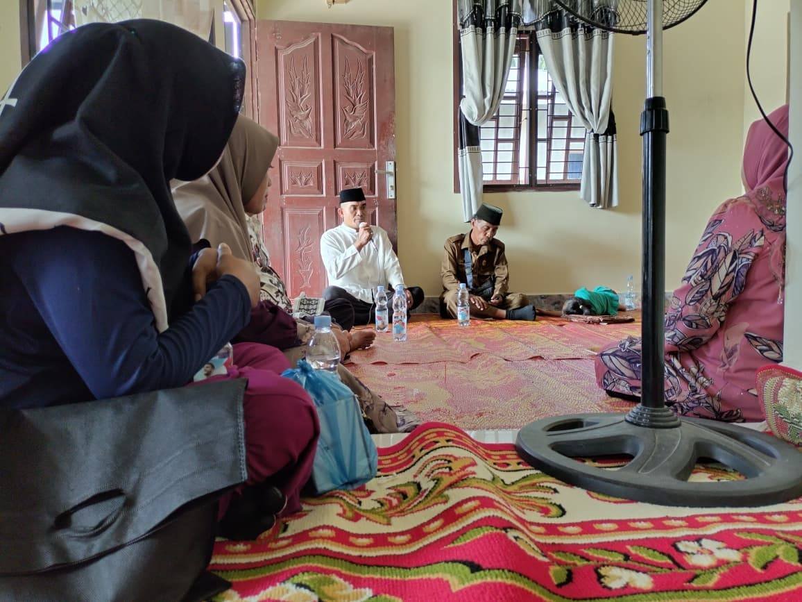 KUA Simpang Empat dan PAI Narasumber Pengajian Rutin di Desa Binaan