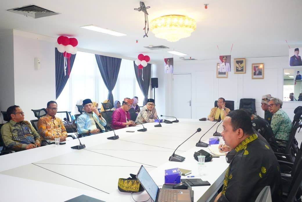 Ka. KUA Bukit Raya Hadiri Rapat MTQ dan Program Nikah Massal