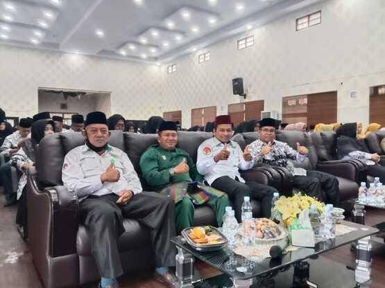 H. Surianto Hadiri Pengukuhan Pengurus PGRI Kec. Bathin Solapan dan Mandau