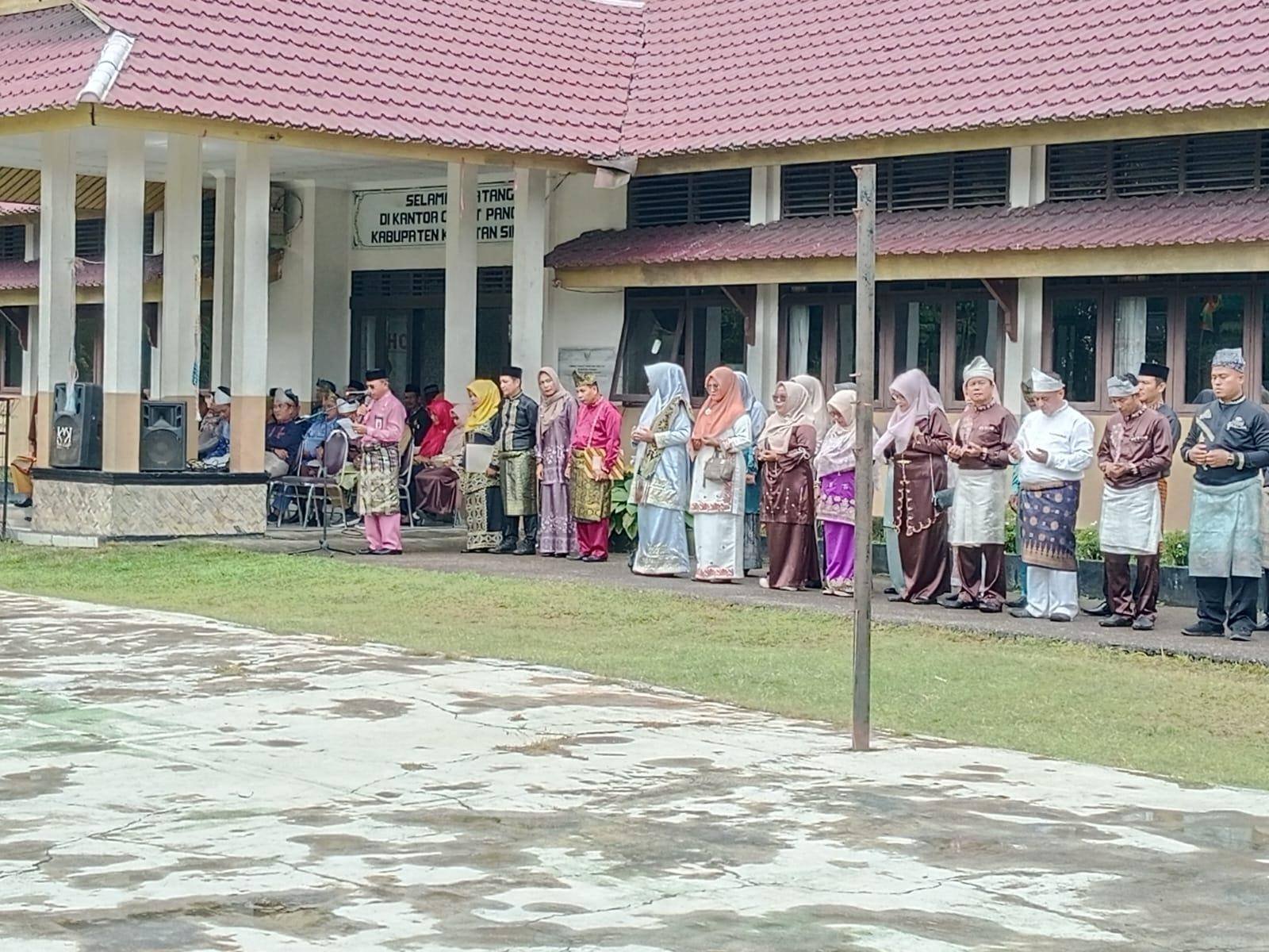 Kepala KUA Pangean Pimpin Do'a Pada Upacara Hari Jadi Kuantan Singingi Ke - 26