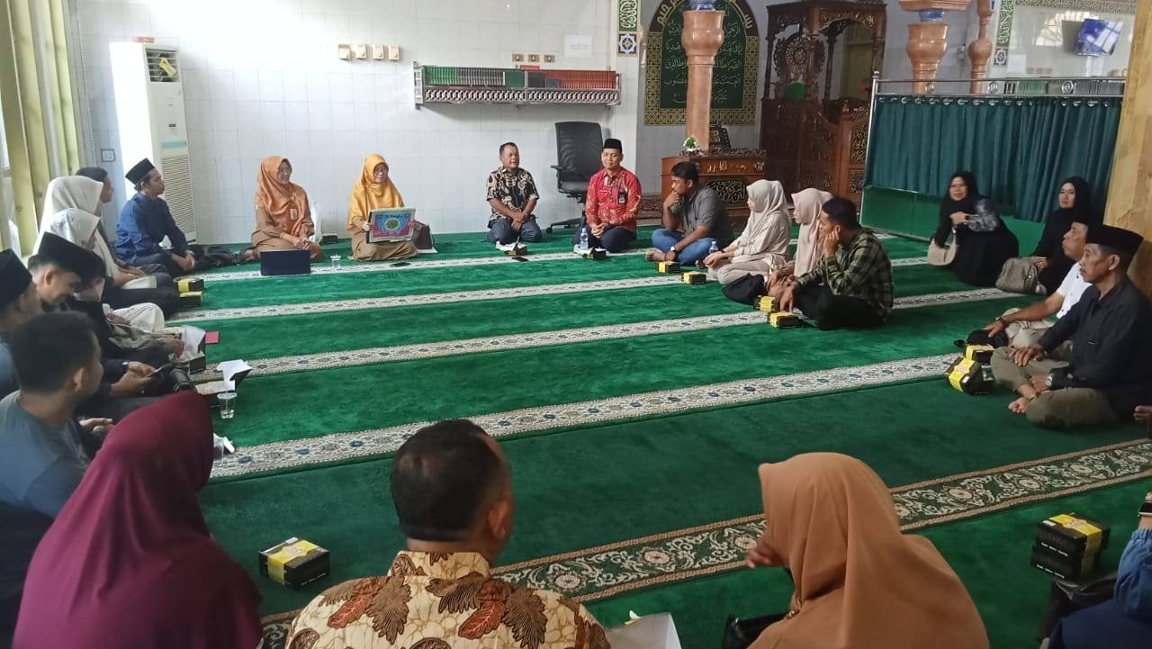 KUA Tampan Gelar Binwin Pranikah Di Masjid Al-Muhajirin