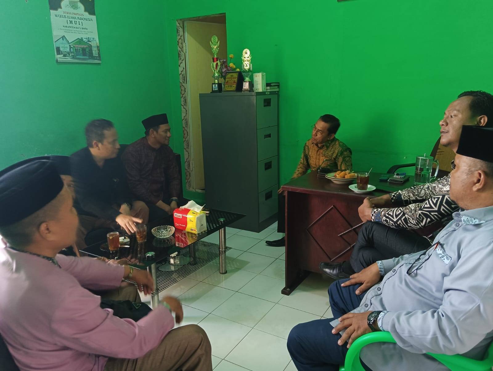 Monev Seksi Bimas Islam Triwulan III ke KUA Lima Puluh dan Tanjung Tiram