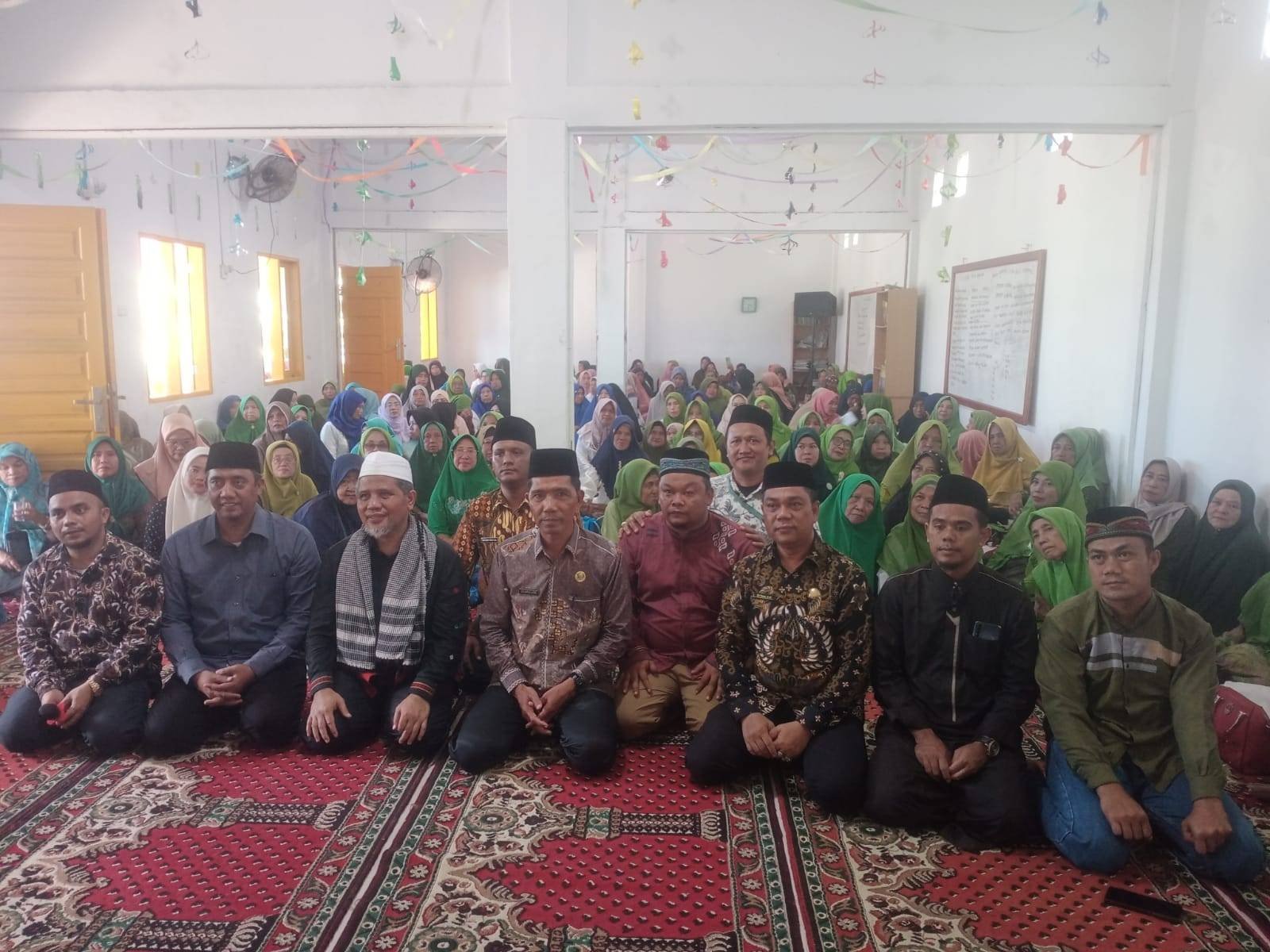 Pengajian Akbar Muslimat NU, KUA Biru-Biru: Menyatukan Semangat Ukhuwah di Tengah Keberagaman