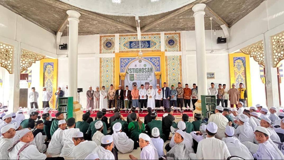 Kepala KUA Bandar Pulau Dampingi Kepala Kemenag Asahan Hadiri Istighosah Hari Santri Nasional 2025