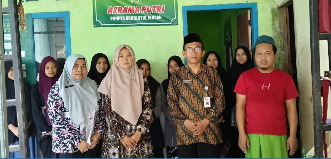 Kuatkan Data, Eratkan Ukhuwah: KUA Rakit Dampingi Pendataan Pesantren Raudlatul Ikhsan