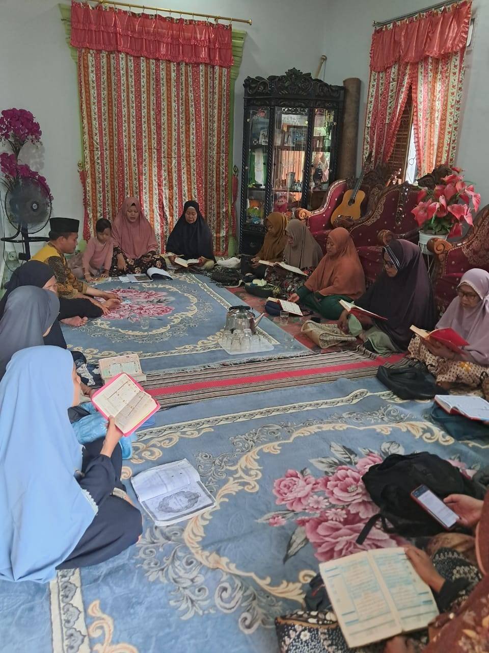 PAI KUA Bosar Maligas Laksanakan Taklim Literasi Al-Qur’an di Lingkungan Rendahan