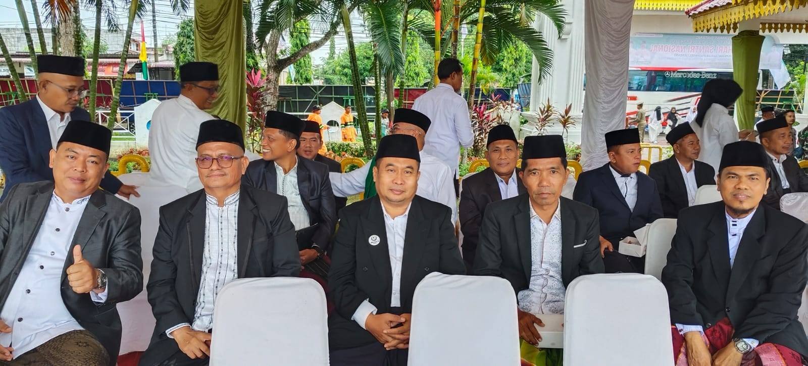 Kepala KUA Biru-Biru Hadiri Peringatan Hari Santri Nasional 2025 di Alun-Alun Pemkab Deli Serdang