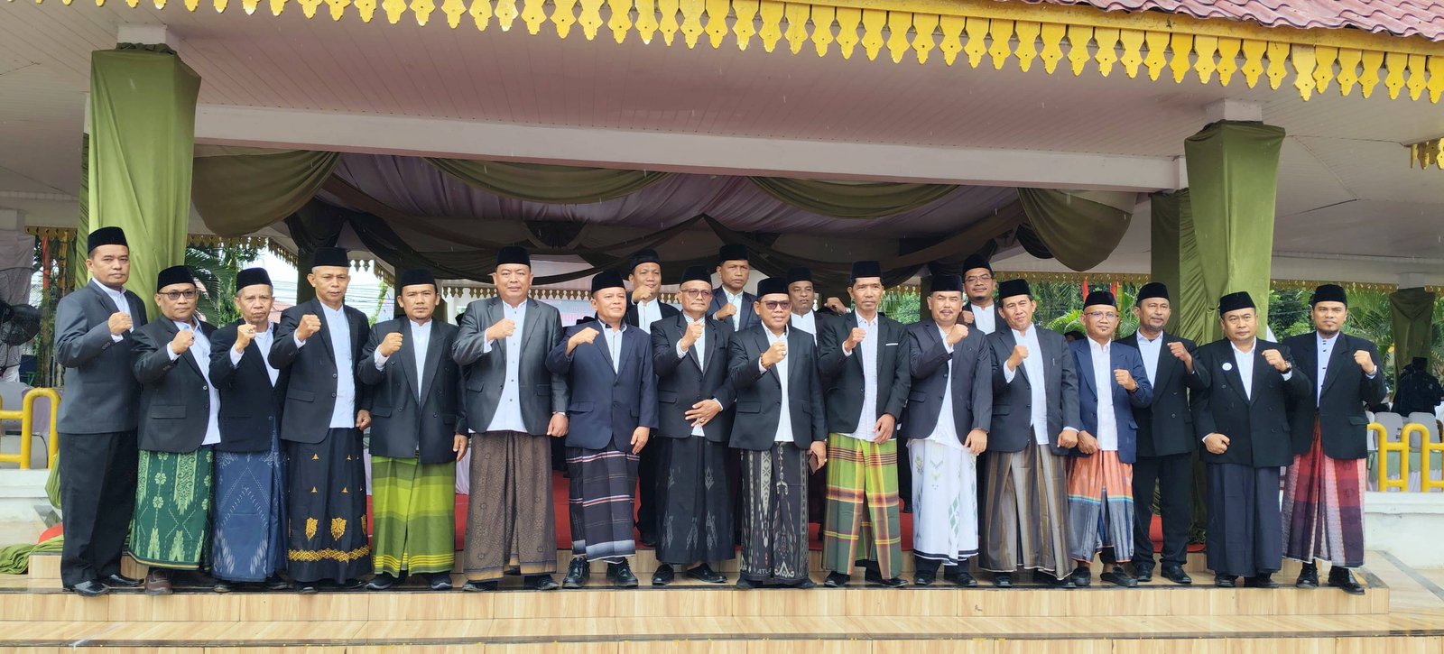 Kepala KUA Percut Sei Tuan Hadir dan Ikuti Upacara Hari Santri Nasional 2025