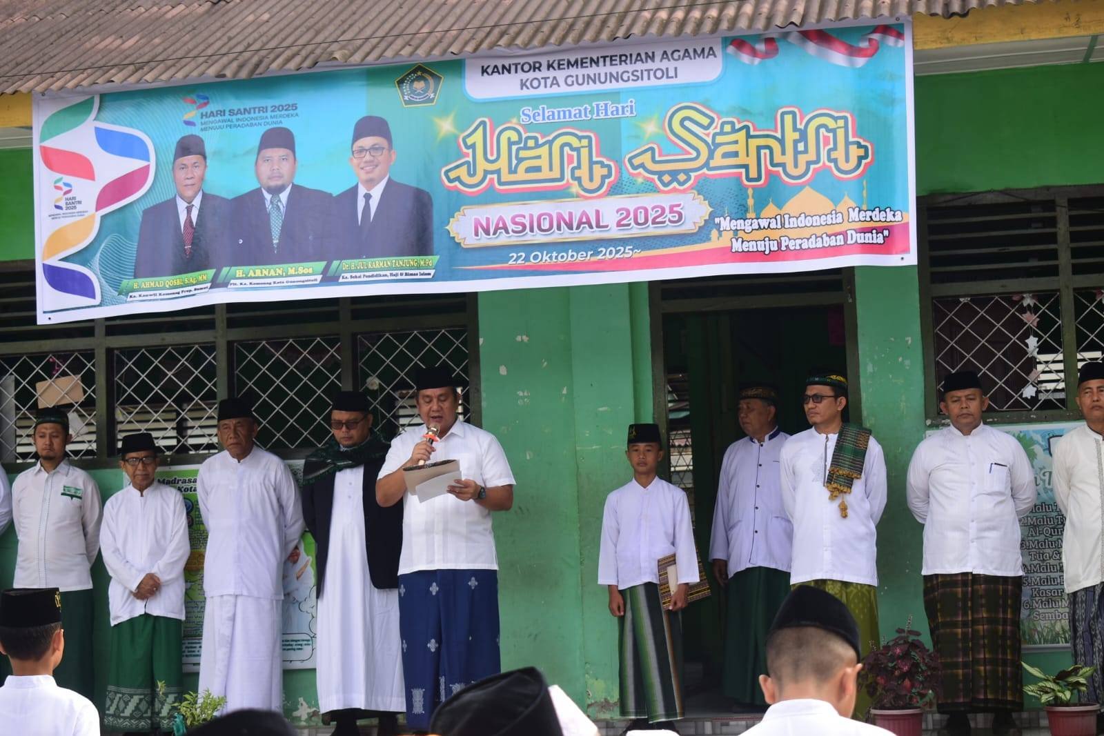 KUA Gunungsitoli Hadiri Upacara Hari Santri Nasional Tahun 2025 Lingkup Kota Gunungsitoli