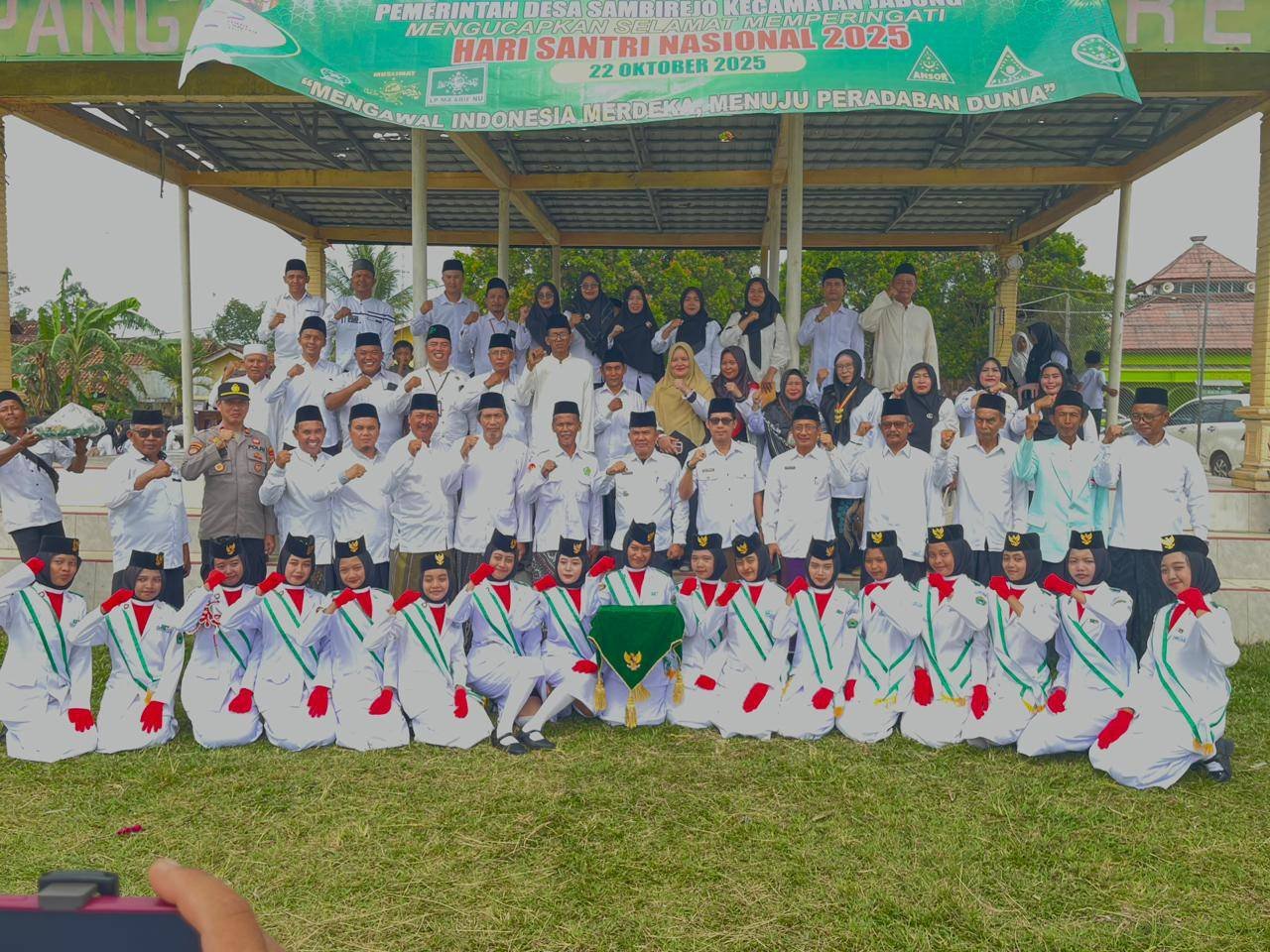 Kepala KUA Jabung: Santri Adalah Cahaya yang Menuntun Peradaban Dunia