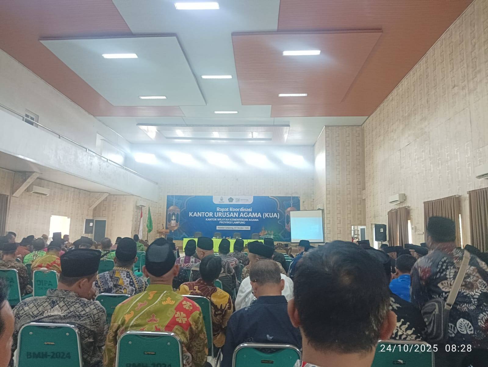 Kepala KUA se-Lampung Timur Hadiri Rapat Koordinasi KUA Se Provinsi Lampung 