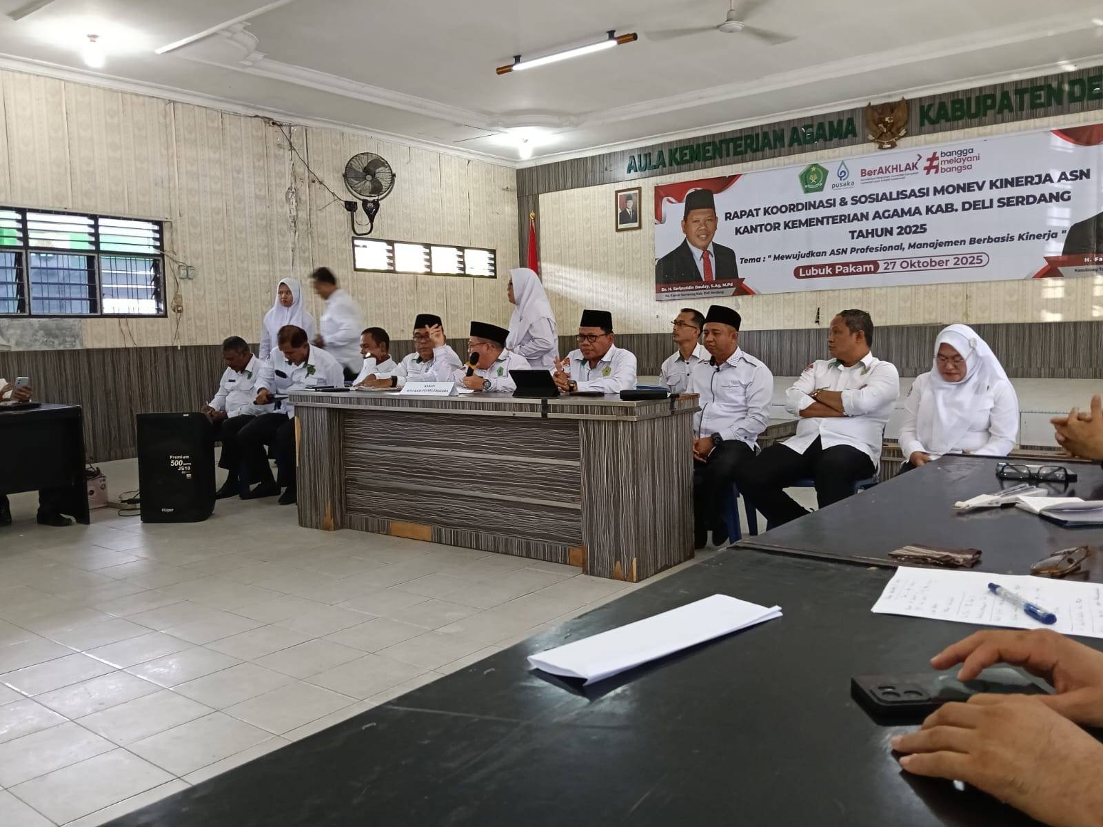 Ka KUA Biru-Biru Hadiri Rapat Koordinasi dan Sosialisasi Monev Kinerja ASN Kemenag Deli Serdang