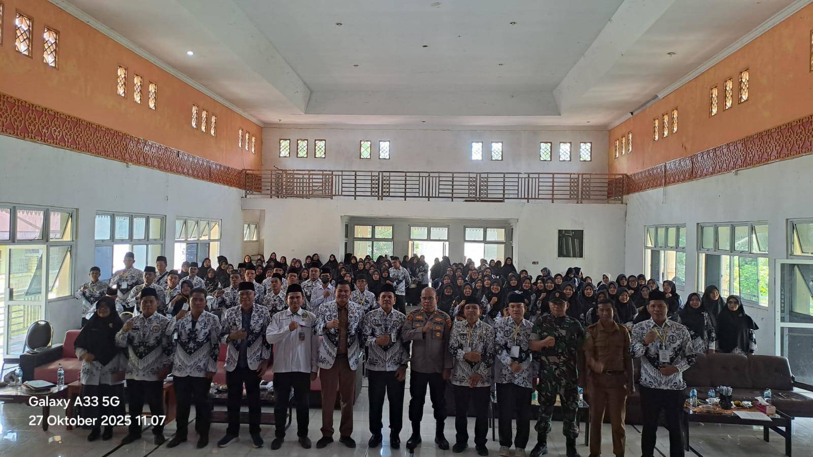 Kepala KUA Hadiri Pembukaan Konferensi Cabang XXIII PGRI Kecamatan Inuman