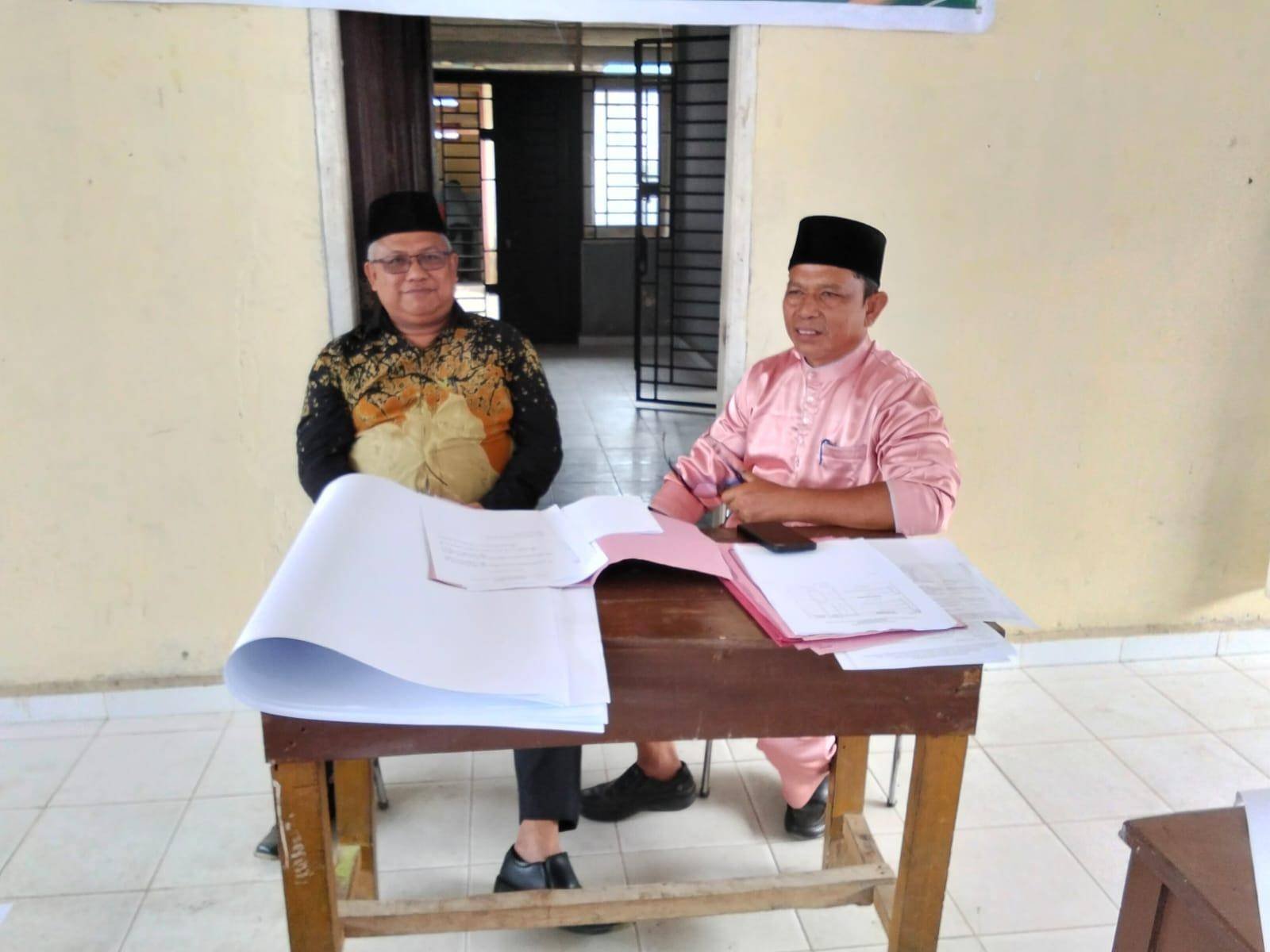 Ka. KUA Rambah Samo Jadi Hakim Cabang Khottil Qur’an pada MTQ Tingkat Kecamatan Tambusai XXIII