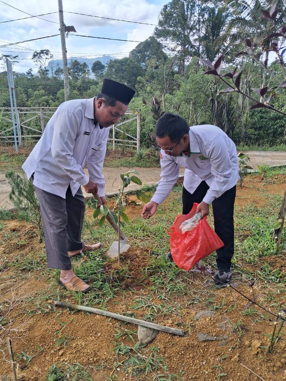 KUA AIR HITAM LESTARIKAN EKOSISTEM LINGKUNGAN HIDUP 