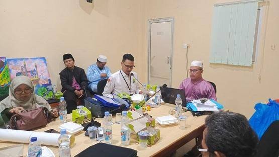 Menjaga Marwah Penilaian, Kepala KUA Pinggir Pimpin Rapat Final Dewan dan Majelis Hakim MTQ XXI Kecamatan Pinggir