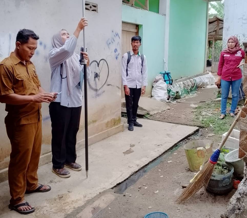 Sinergi KUA Pagelaran Bersama BPN Pringsewu Ukur Tanah Wakaf untuk Masjid Al-Mustaqim